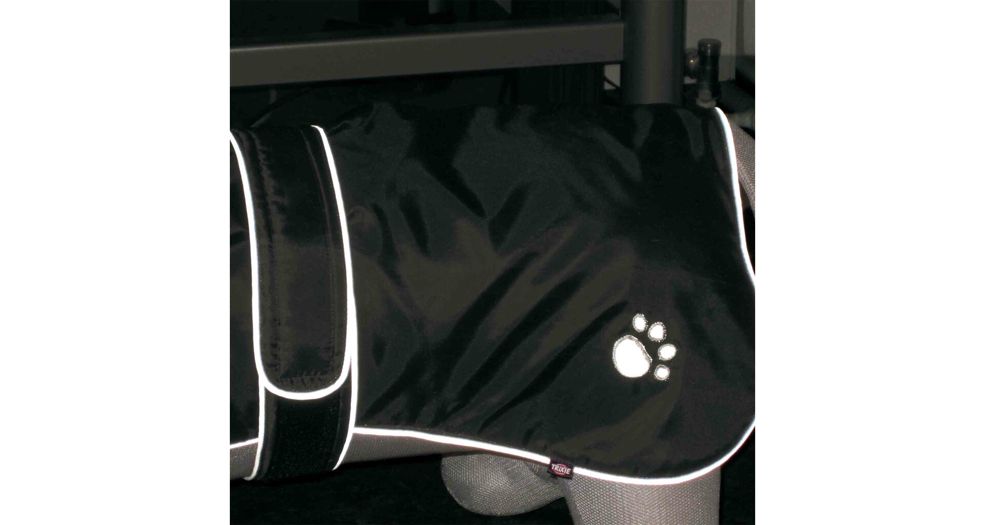 TRIXIE Reflexní vesta ORLEANS černá XS:30cm, hruď:35-42cm, krk:32-39cm