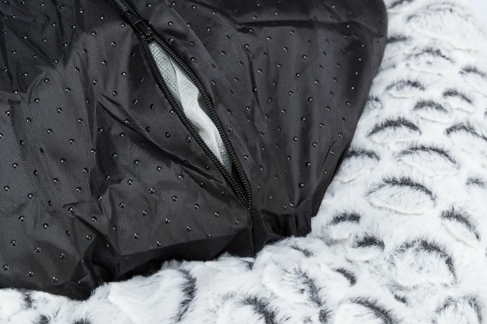 TRIXIE MILA kulatý plyšový pelech, bílá/šedá ø 50 cm