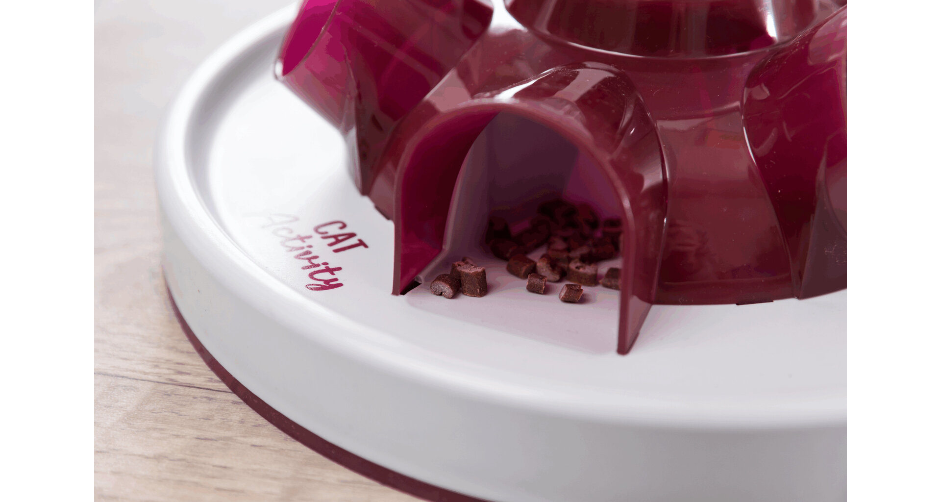 TRIXIE Cat Activity Tunnel Feeder - krmítko s tunýlky, ø 28 × 14 cm