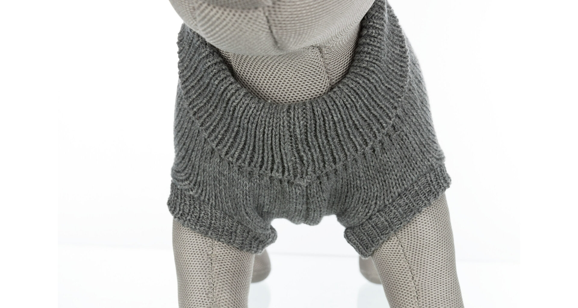 TRIXIE Svetr KENTON šedá L:60cm, hruď:58cm, krk:42cm